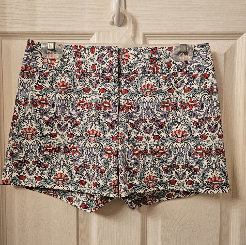 Loft floral shorts